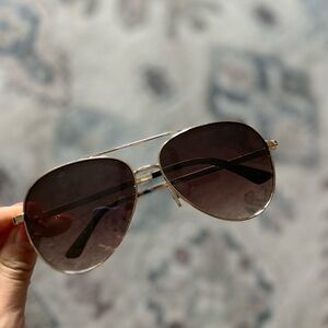 Vince Camuto aviator sunglasses